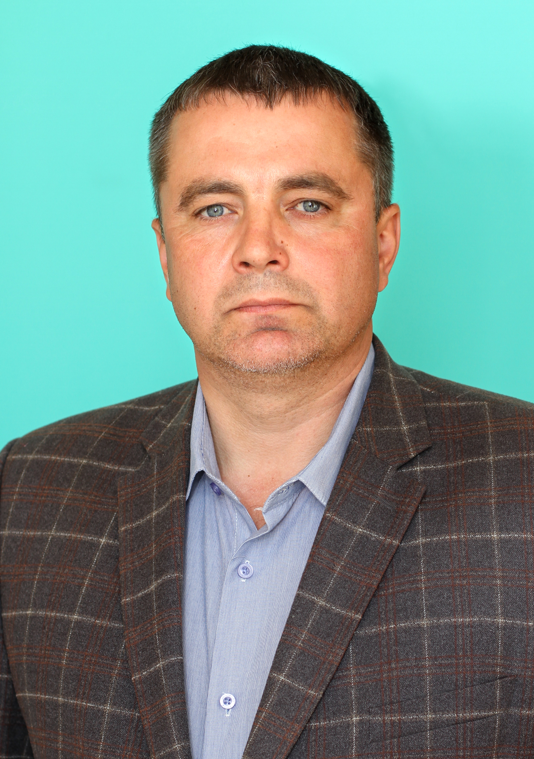 Алёнин Петр Александрович.