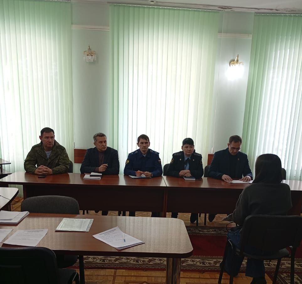 Личный прием Новоузенских военнослужащих, их родных и близких.