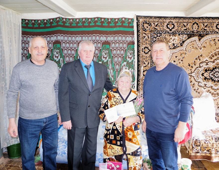 95-летний юбилей отметила труженица тыла Колесникова Антонина Васильевна.