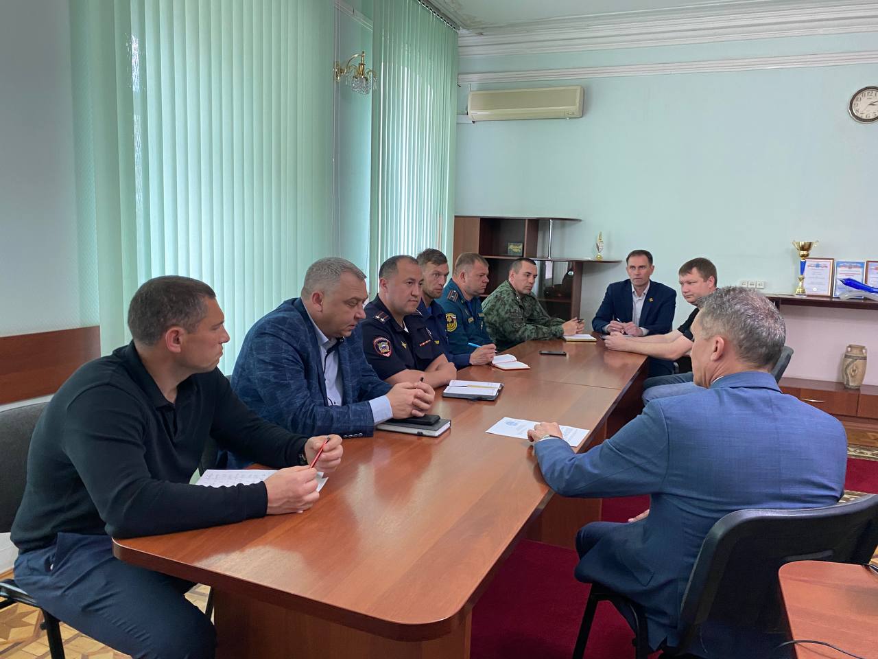 Глава Новоузенского района Андрей Опалько провел заседание антитеррористической комиссии Новоузенского района.