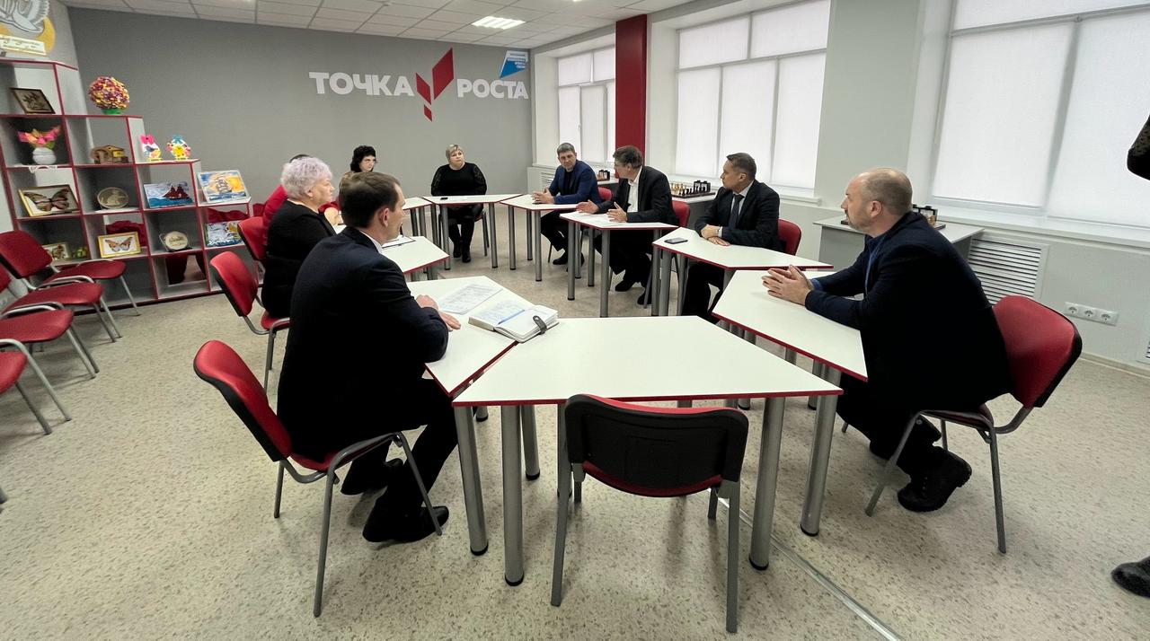 Депутат Саратовской областной Думы Роман Чуйченко посетил с рабочим визитом Новоузенский район.