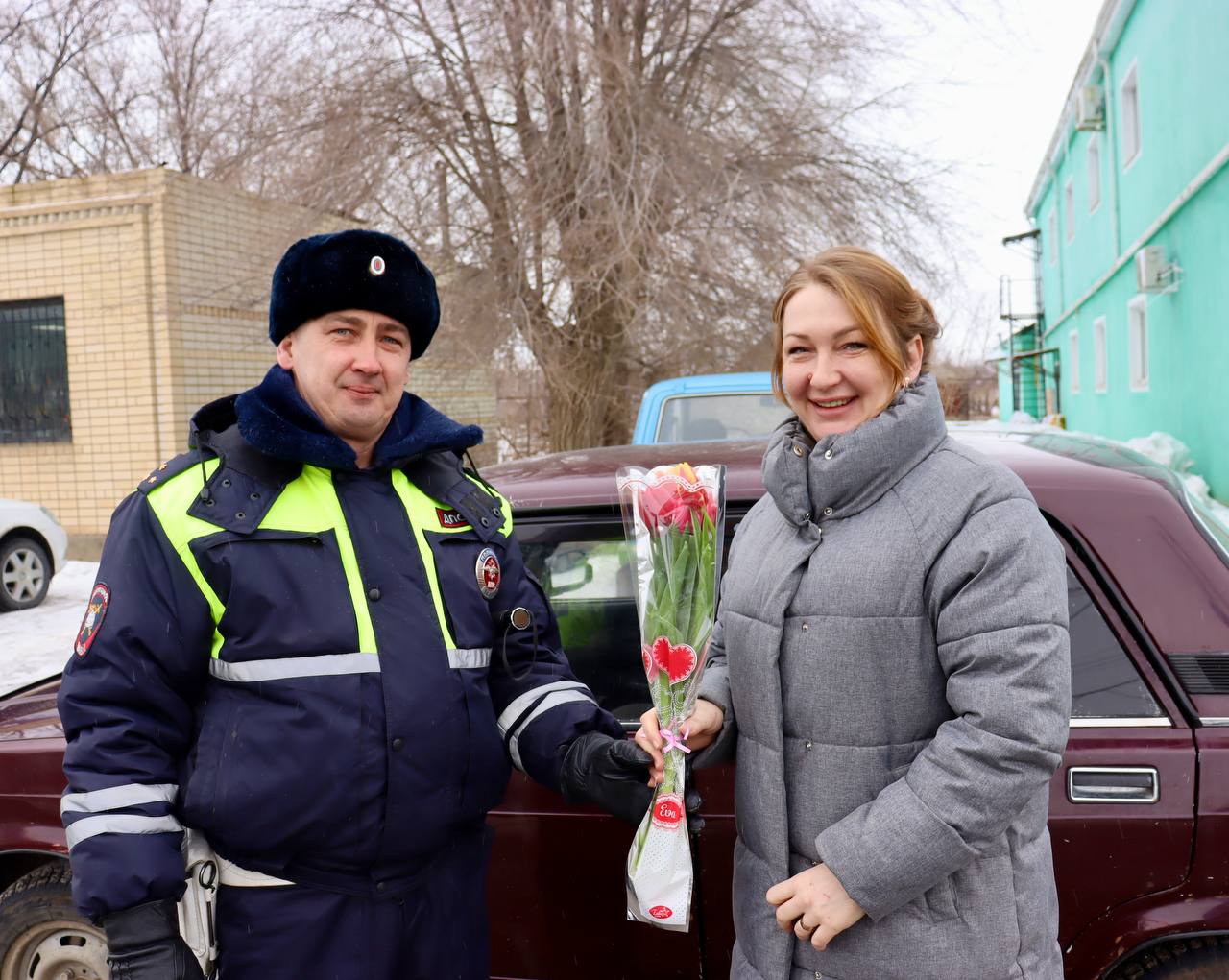 Всероссийская акция МВД России «Цветы для автоледи».