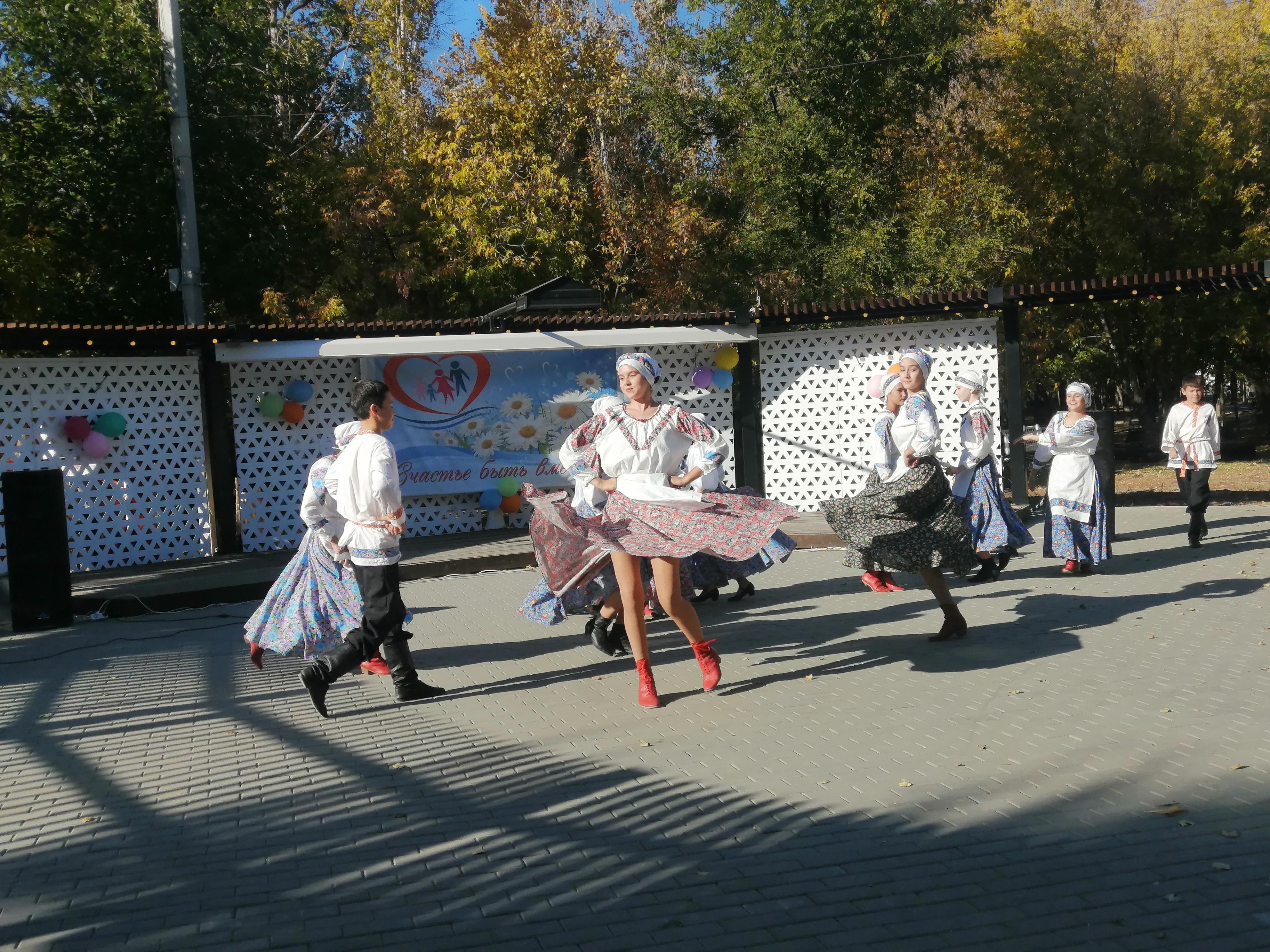 Праздничный концерт, посвященный Дню пожилых людей.