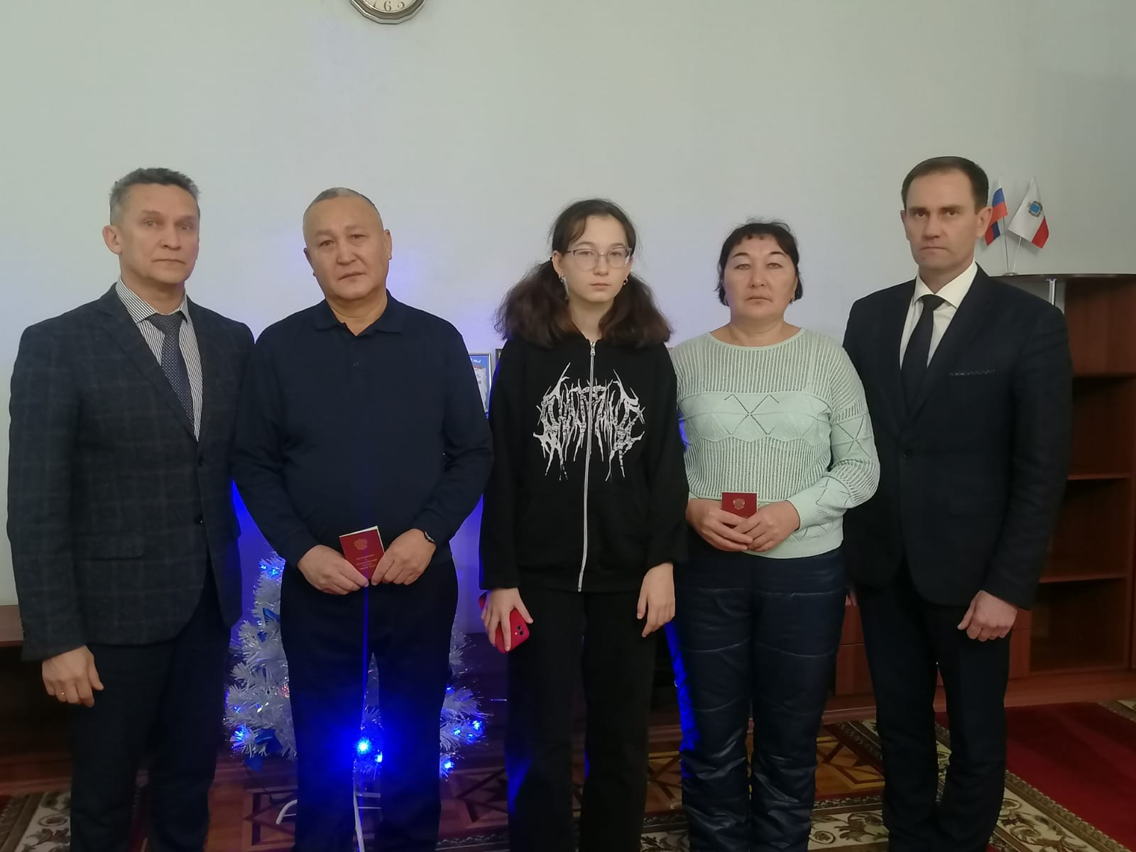 Глава района Андрей Опалько встретился с семьями погибших участников СВО.