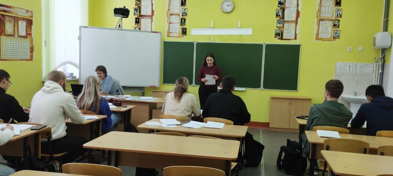 Специалист администрации Новоузенского МР провела беседу «Профилактика преступлений против половой неприкосновенности несовершеннолетних».