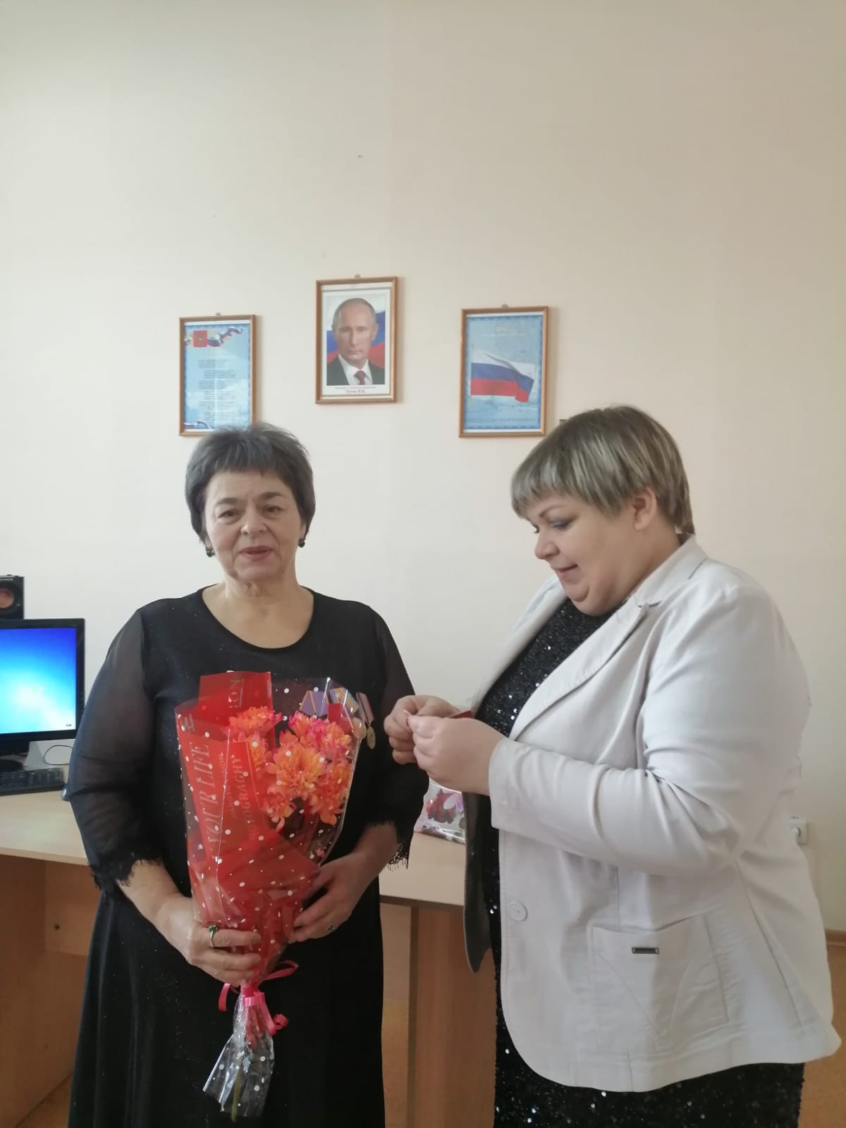 ВЕТЕРАНА АФГАНСКОЙ ВОЙНЫ НАГРАДИЛИ ЮБИЛЕЙНОЙ МЕДАЛЬЮ.