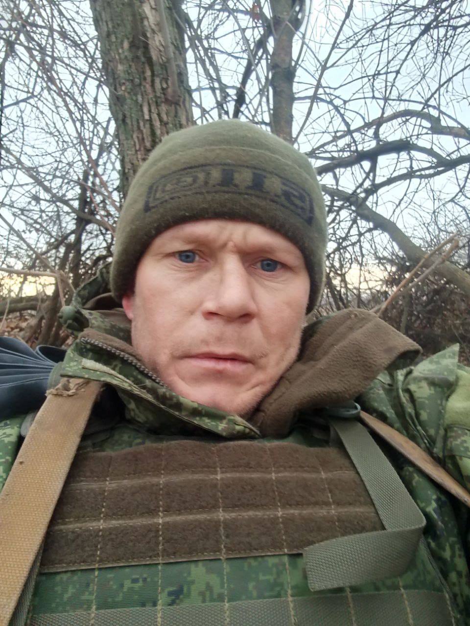 Жители Новоузенского района простились с погибшим участником специальной военной операции Чиженьковым Павлом Васильевичем.