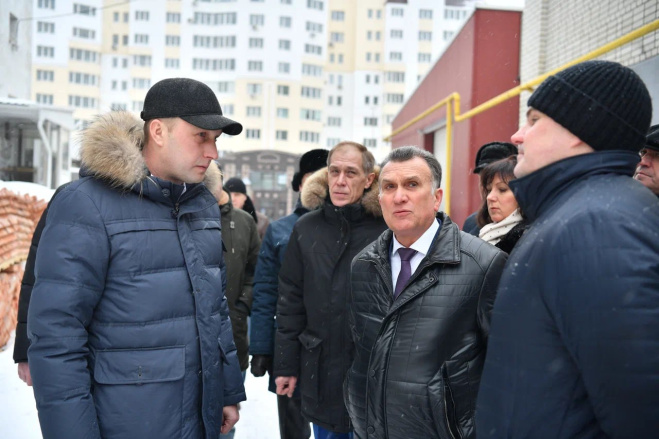 Губернатор Роман Бусаргин провел рабочее совещание на стройплощадке малой сцены ТЮЗа.