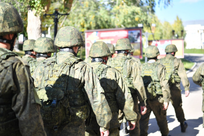 Увеличен размер единовременной выплаты при заключении контракта на военную службу.