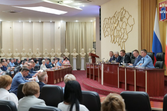 Жильцам домов, которые атаковали БПЛА, окажут психологическую помощь.