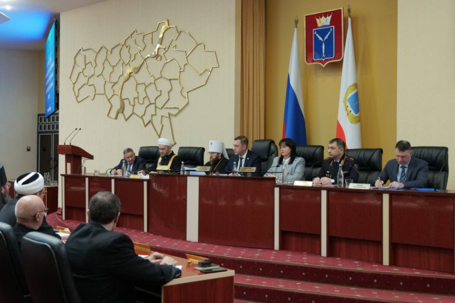 В региональном Правительстве прошло заседание совета по взаимодействию с национальными и религиозными объединениями.