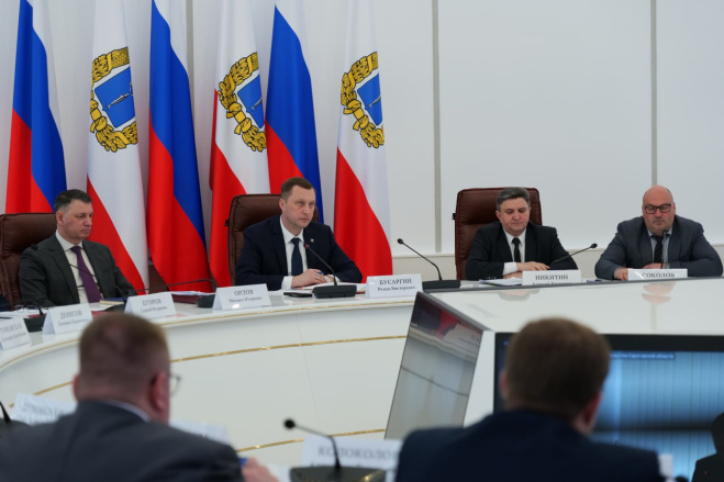 Губернатор Роман Бусаргин провел постоянно действующее совещание.