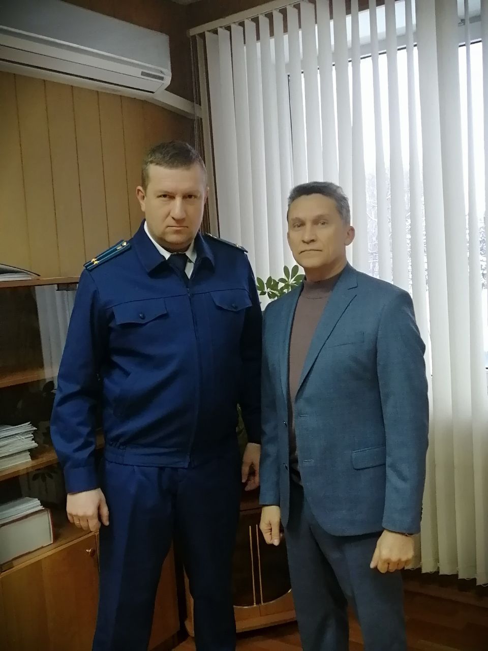 Глава района Андрей Опалько поздравил сотрудников прокуратуры с профессиональным праздником.