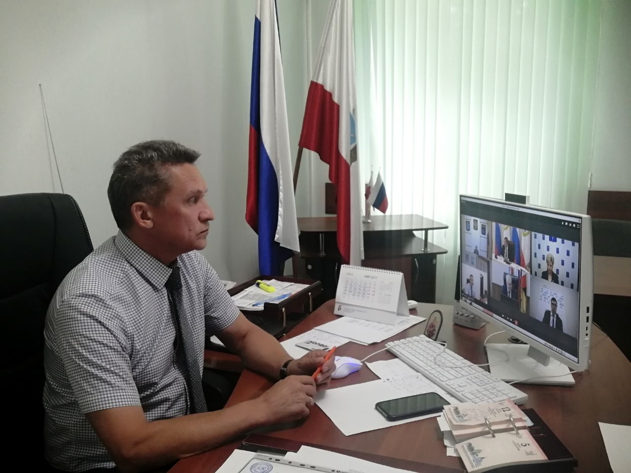 Постоянно действующее совещание с губернатором Саратовской области Романом Бусаргиным.