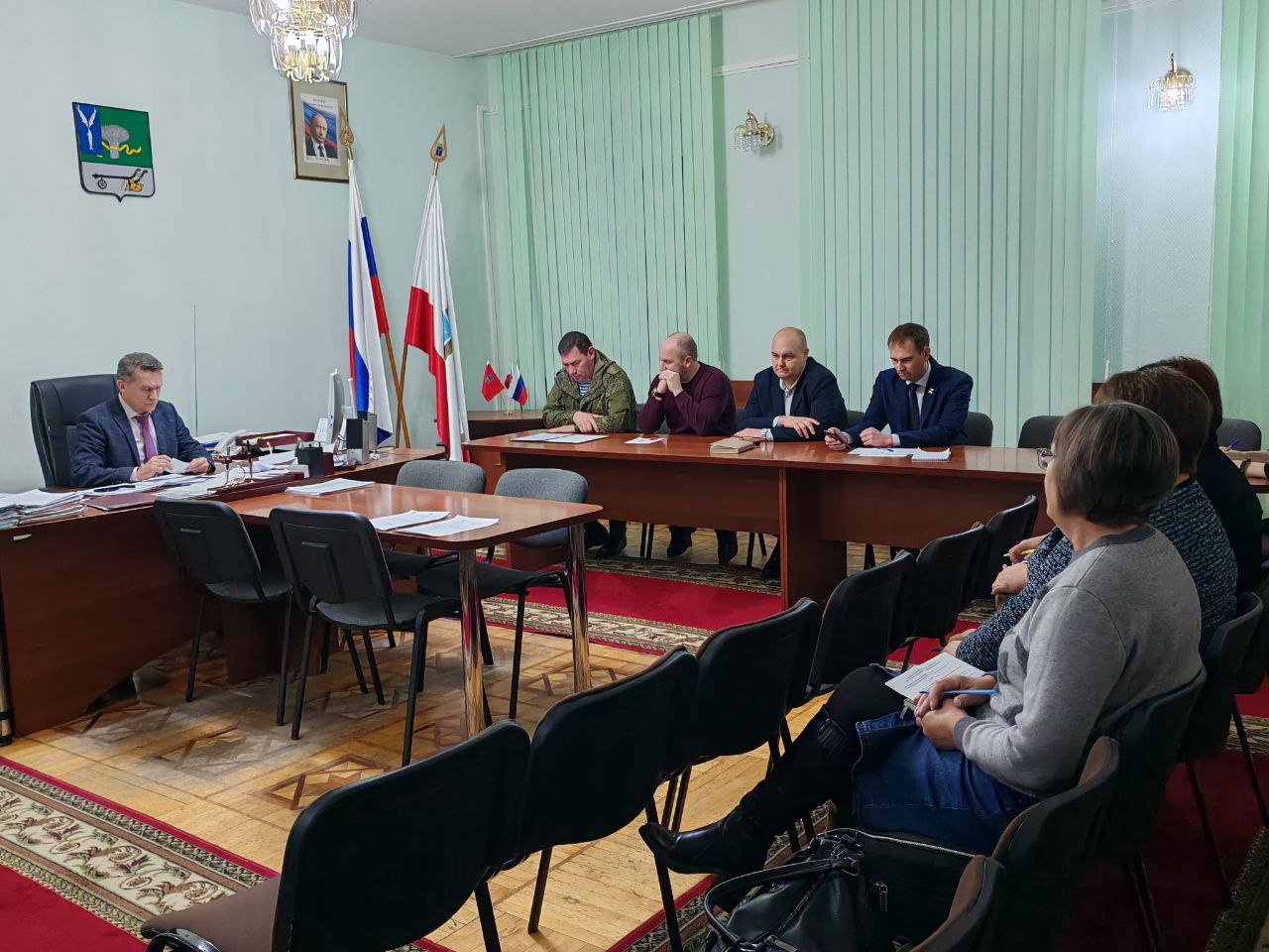 Совещание с главами муниципальных образований Новоузенского муниципального района и руководителями организаций Новоузенского района.