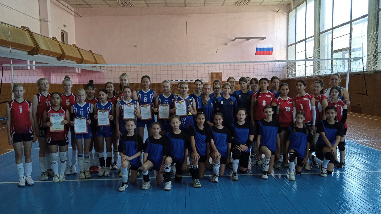 Открытое Первенство Новоузенского района по волейболу среди девушек и женщин, посвященное Дню района.