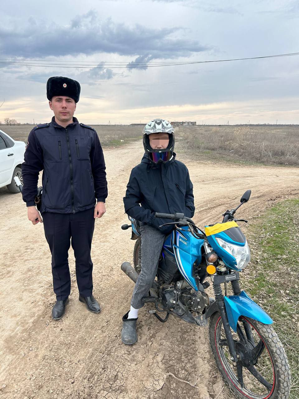 В Новоузенске прошел профилактический рейд по двухколесному транспорту.