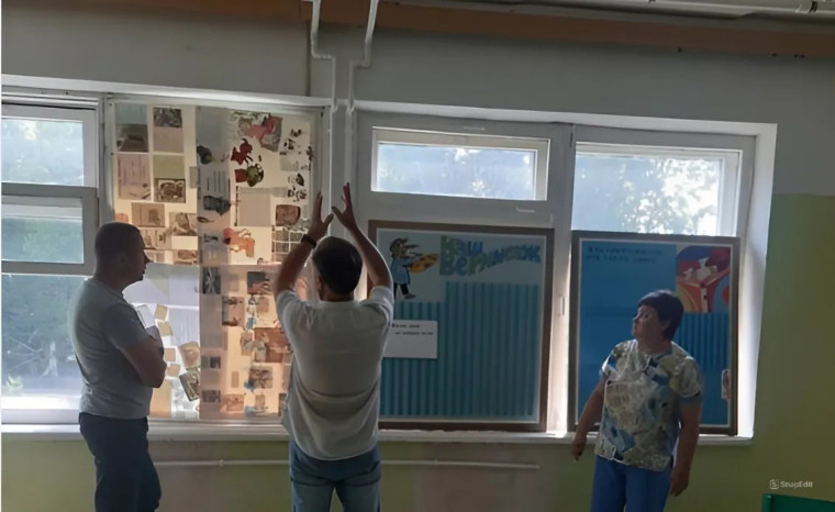 По региональной программе в Радищевской школе ведется замена системы отопления. По региональной программе в Радищевской школе ведется замена системы отопления.