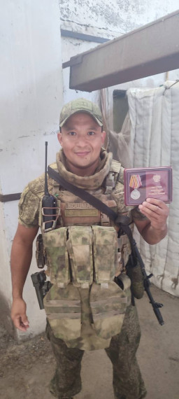 Участник СВО из Новоузенска получил медаль «За храбрость». Участник СВО из Новоузенска получил медаль «За храбрость».
