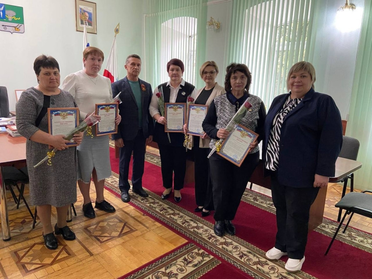 Глава Новоузенского района провел встречу с руководителями организаций. Глава Новоузенского района провел встречу с руководителями организаций.
