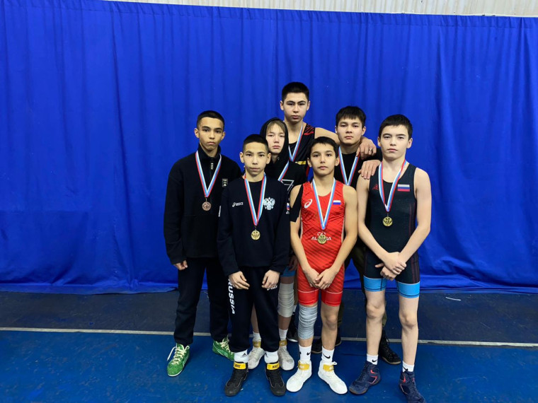 Чемпионат и Первенство Саратовской области по спортивной борьбе. Чемпионат и Первенство Саратовской области по спортивной борьбе.